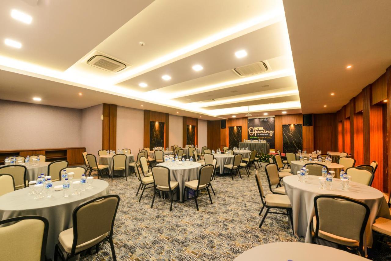 Nata Azana Hotel Solo Bagian luar foto